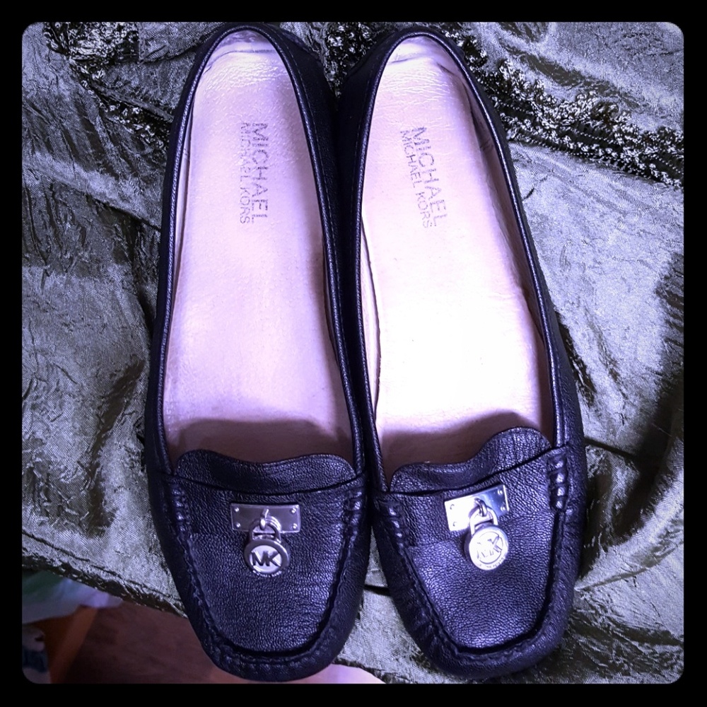MK Black Leather Flats sz 8 1/2